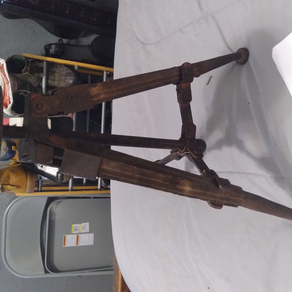 Rustic Brown Tripod Decor